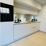 Refait à Neuf Standing Bord De Et Piscine Proche De St Trop Appartamento