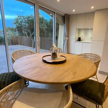 Refait A Neuf Standing Bord De Et Piscine Proche De St Trop 아파트 *