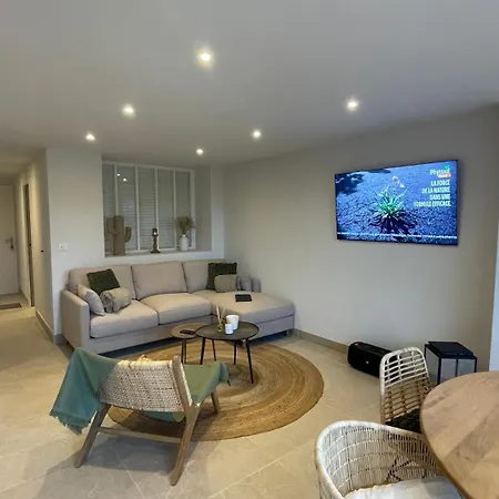 Refait A Neuf Standing Bord De Et Piscine Proche De St Trop * 가신