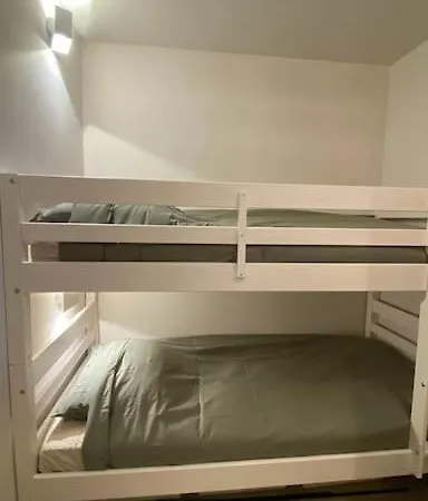 Refait A Neuf Standing Bord De Et Piscine Proche De St Trop 아파트