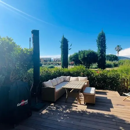 Refait A Neuf Standing Bord De Et Piscine Proche De St Trop *