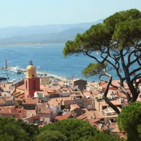 아파트 Refait A Neuf Standing Bord De Et Piscine Proche De St Trop 가신