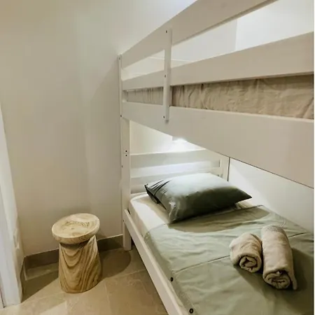 아파트 Refait A Neuf Standing Bord De Et Piscine Proche De St Trop