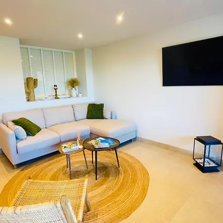 Refait A Neuf Standing Bord De Et Piscine Proche De St Trop * 가신