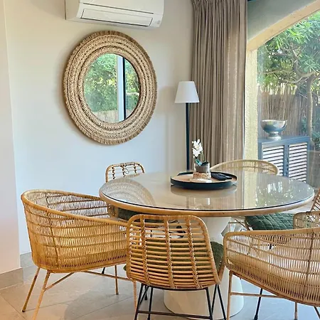 Apartmán Refait A Neuf Standing Bord De Et Piscine Proche De St Trop Gassin