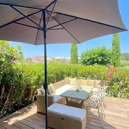 Refait A Neuf Standing Bord De Et Piscine Proche De St Trop * Gassin